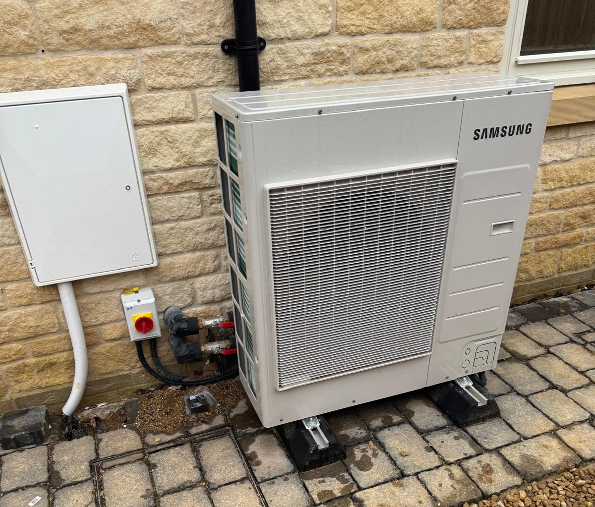 Samsung & Kodiak Air Source Heat Pump Installation