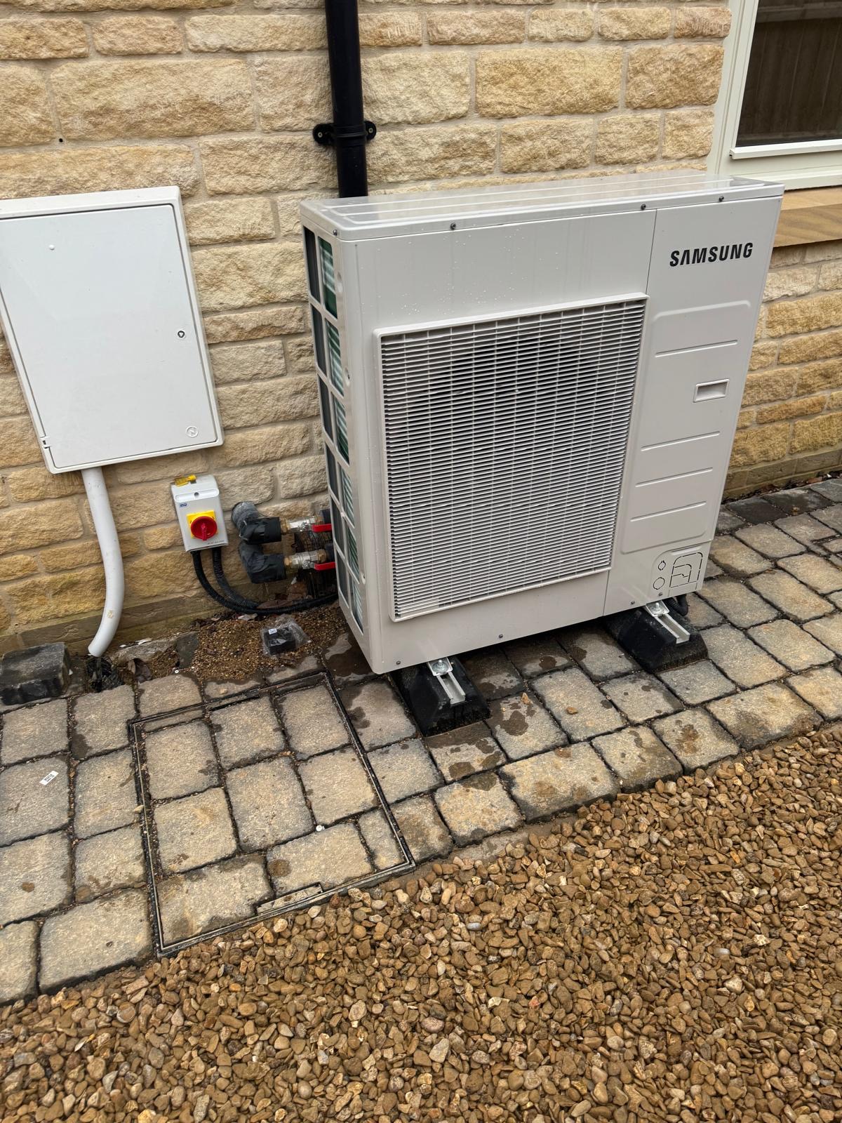 Samsung & Kodiak Air Source Heat Pump Installation